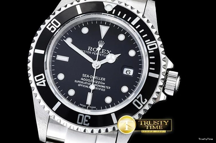 1202 ROLSD061 – SeaDweller UrbanChic 1020